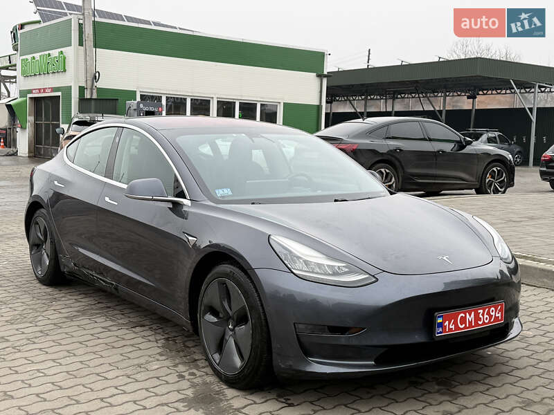 Седан Tesla Model 3 2018 в Владимире