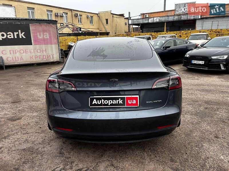 Седан Tesla Model 3 2022 в Запорожье