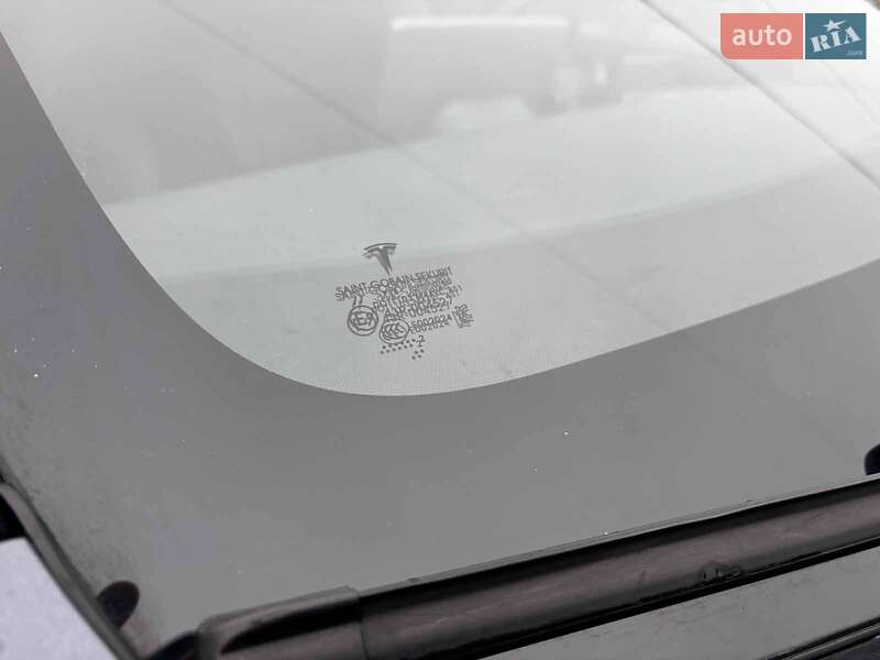 Седан Tesla Model 3 2022 в Запорожье