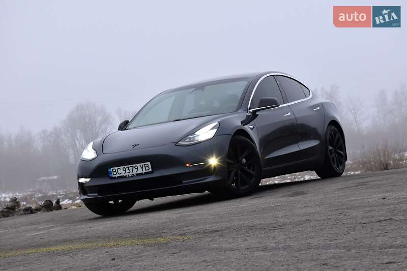 Седан Tesla Model 3 2018 в Дрогобичі фото 5 Седан Tesla Model 3 2018 в Дрогобичі
