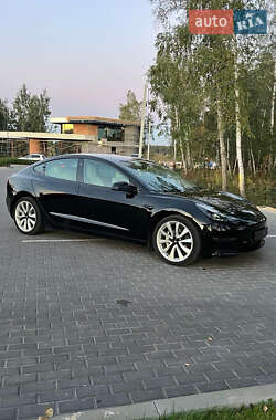 Седан Tesla Model 3 2021 в Ирпене