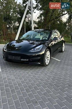 Седан Tesla Model 3 2021 в Ірпені