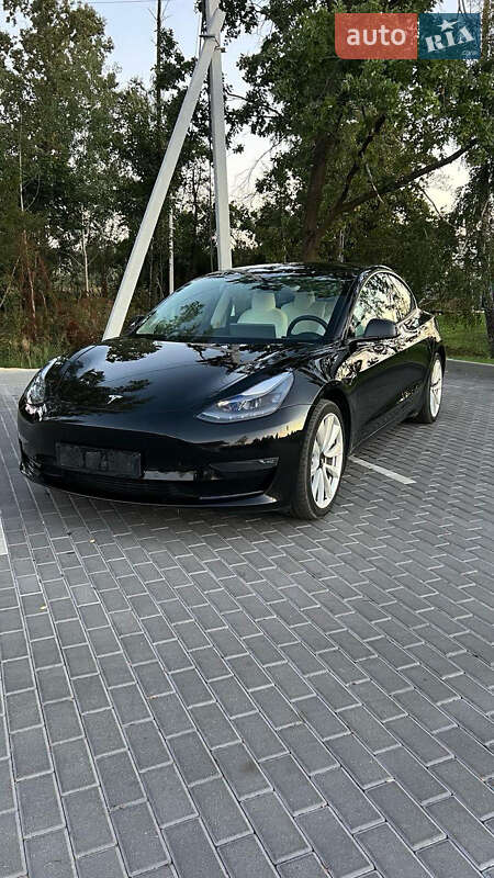 Tesla Model 3 2021 Tesla Model 3 2021