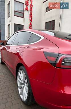 Седан Tesla Model 3 2018 в Луцке