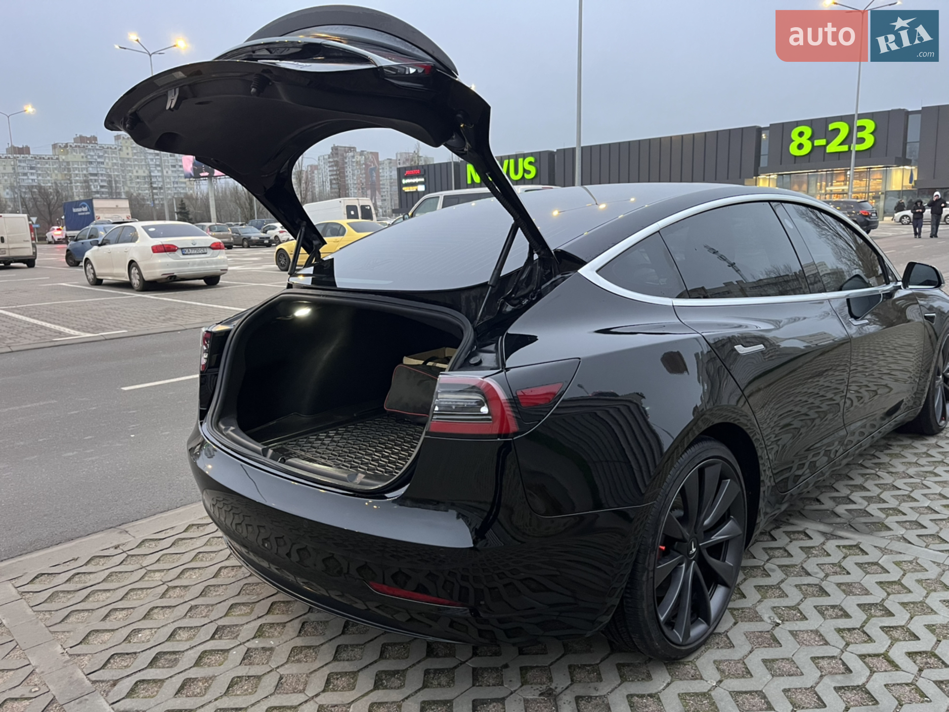 2019 Tesla Model 3 - мініатюра 38