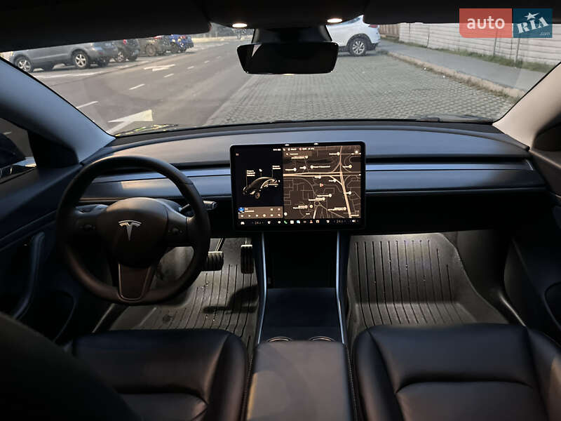 Седан Tesla Model 3 2019 в Киеве фото 6 Седан Tesla Model 3 2019 в Киеве