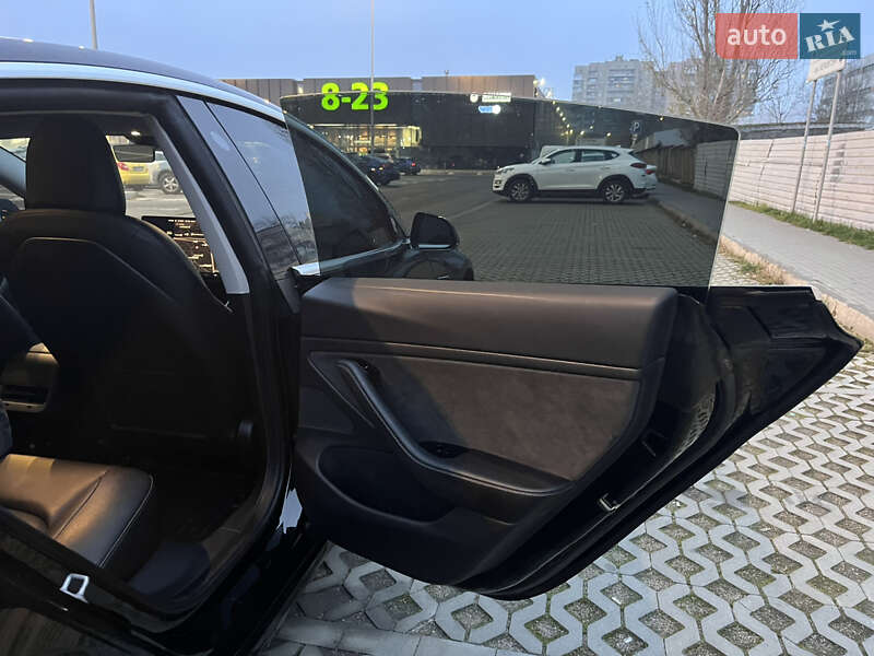 Седан Tesla Model 3 2019 в Киеве фото 9 Седан Tesla Model 3 2019 в Киеве
