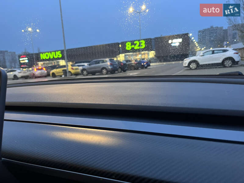 Седан Tesla Model 3 2019 в Киеве фото 10 Седан Tesla Model 3 2019 в Киеве