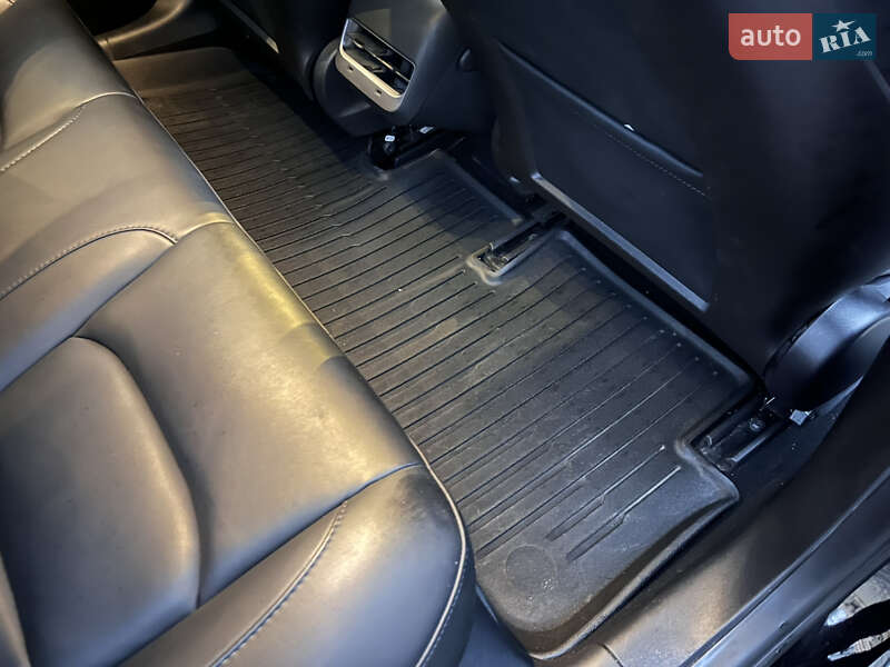 Седан Tesla Model 3 2019 в Киеве фото 76 Седан Tesla Model 3 2019 в Киеве