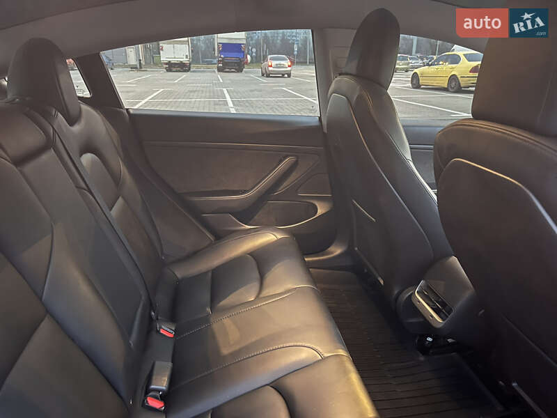 Седан Tesla Model 3 2019 в Киеве фото 81 Седан Tesla Model 3 2019 в Киеве
