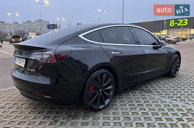 Седан Tesla Model 3 2019 в Киеве