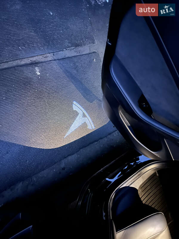 Седан Tesla Model 3 2019 в Киеве фото 98 Седан Tesla Model 3 2019 в Киеве