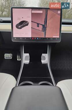 Седан Tesla Model 3 2018 в Одессе