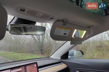 Седан Tesla Model 3 2018 в Одессе