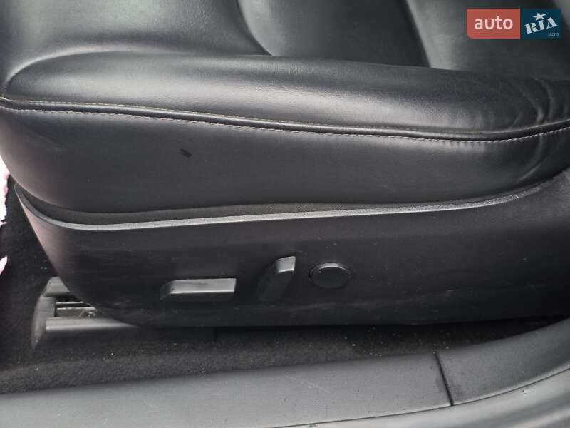 Седан Tesla Model 3 2018 в Тернополе