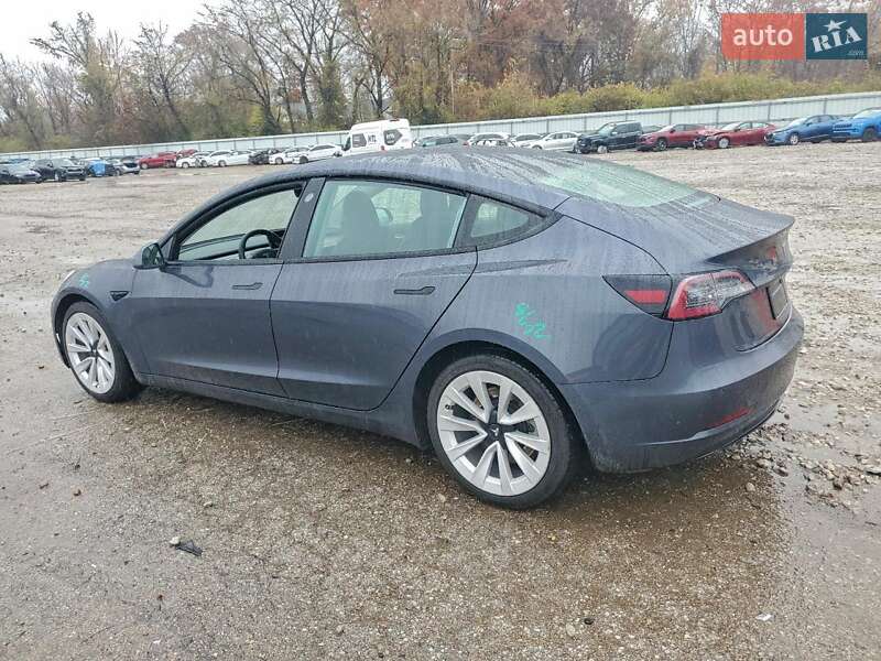 Седан Tesla Model 3 2021 в Киеве фото 3 Седан Tesla Model 3 2021 в Киеве