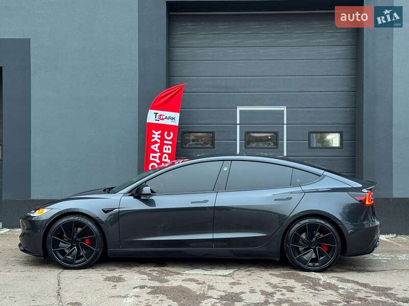 Седан Tesla Model 3 2024 в Києві фото 6 Седан Tesla Model 3 2024 в Києві