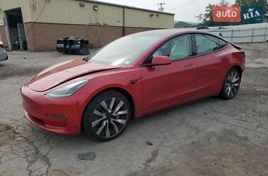 Седан Tesla Model 3 2023 в Києві
