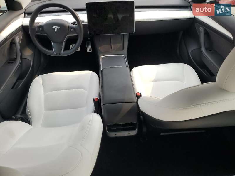 Седан Tesla Model 3 2023 в Киеве фото 3 Седан Tesla Model 3 2023 в Киеве