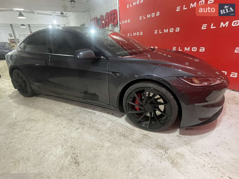 Седан Tesla Model 3 2024 в Киеве фото 6 Седан Tesla Model 3 2024 в Киеве