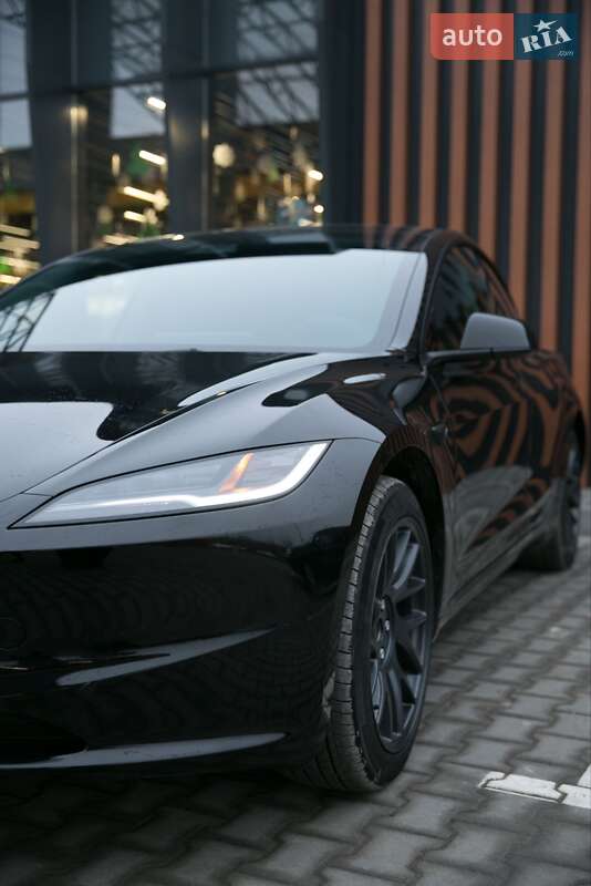 Седан Tesla Model 3 2024 в Львове фото 15 Седан Tesla Model 3 2024 в Львове