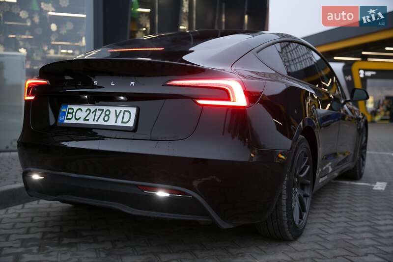 Седан Tesla Model 3 2024 в Львове фото 3 Седан Tesla Model 3 2024 в Львове