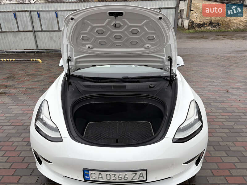 Седан Tesla Model 3 2018 в Черкассах фото 2 Седан Tesla Model 3 2018 в Черкассах