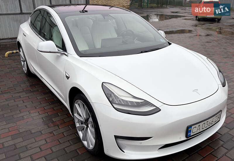 Седан Tesla Model 3 2018 в Черкассах фото 4 Седан Tesla Model 3 2018 в Черкассах