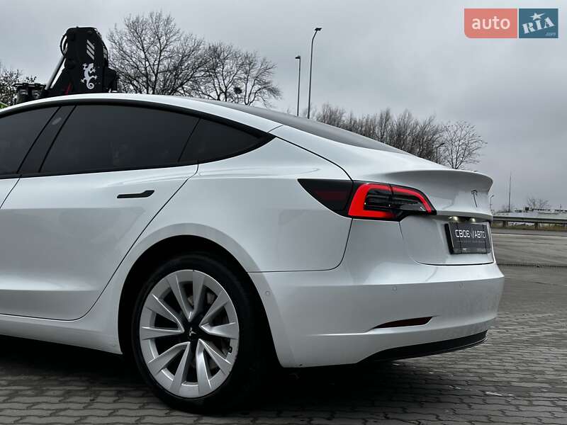 Седан Tesla Model 3 2022 в Львове фото 11 Седан Tesla Model 3 2022 в Львове