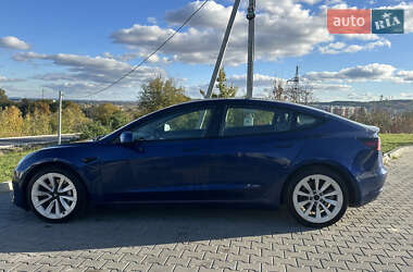 Седан Tesla Model 3 2022 в Львове