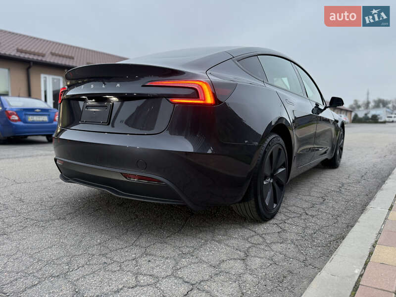 Седан Tesla Model 3 2025 в Днепре фото 22 Седан Tesla Model 3 2025 в Днепре