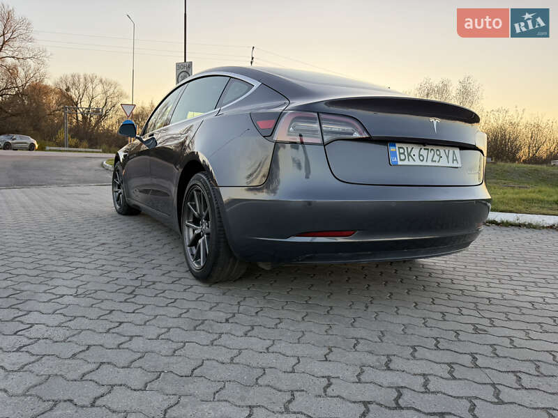 Седан Tesla Model 3 2019 в Дубно фото 3 Седан Tesla Model 3 2019 в Дубно