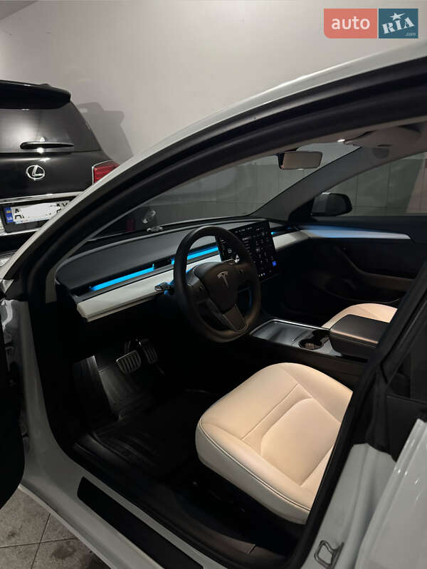 Седан Tesla Model 3 2022 в Ровно фото 10 Седан Tesla Model 3 2022 в Ровно