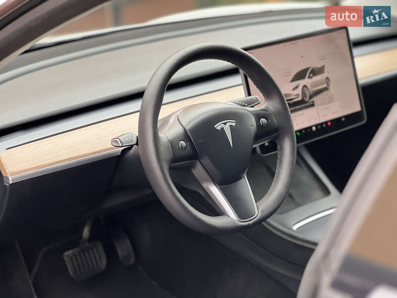 Седан Tesla Model 3 2022 в Львове фото 15 Седан Tesla Model 3 2022 в Львове