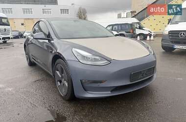 Седан Tesla Model 3 2022 в Киеве