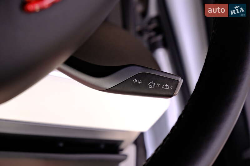 Седан Tesla Model 3 2022 в Одессе