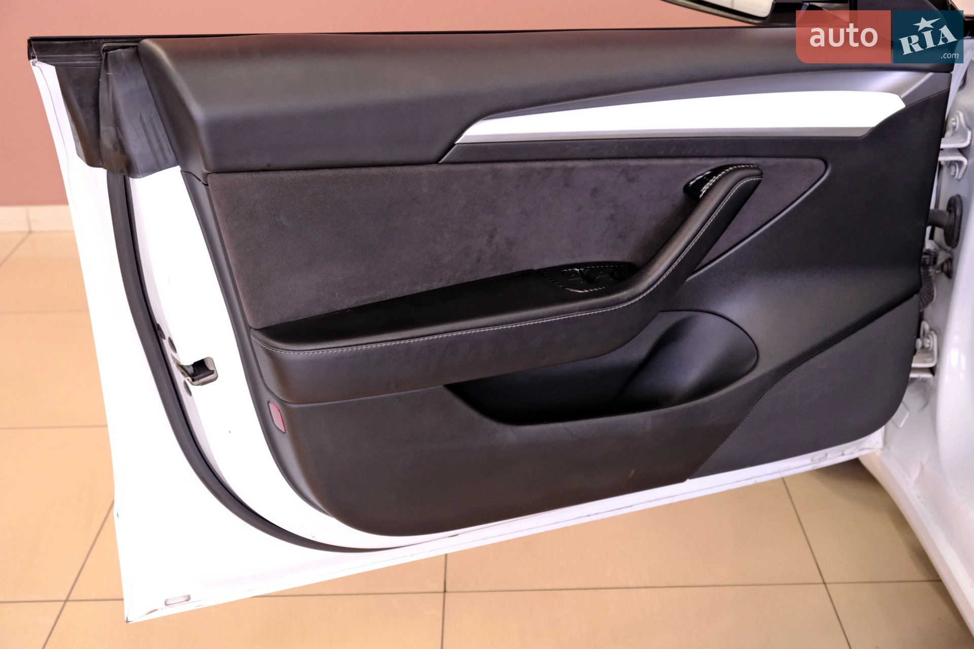 2022 Tesla Model 3 - мініатюра 26
