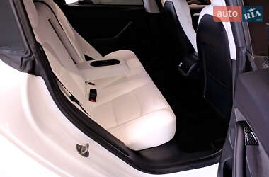Седан Tesla Model 3 2022 в Одесі