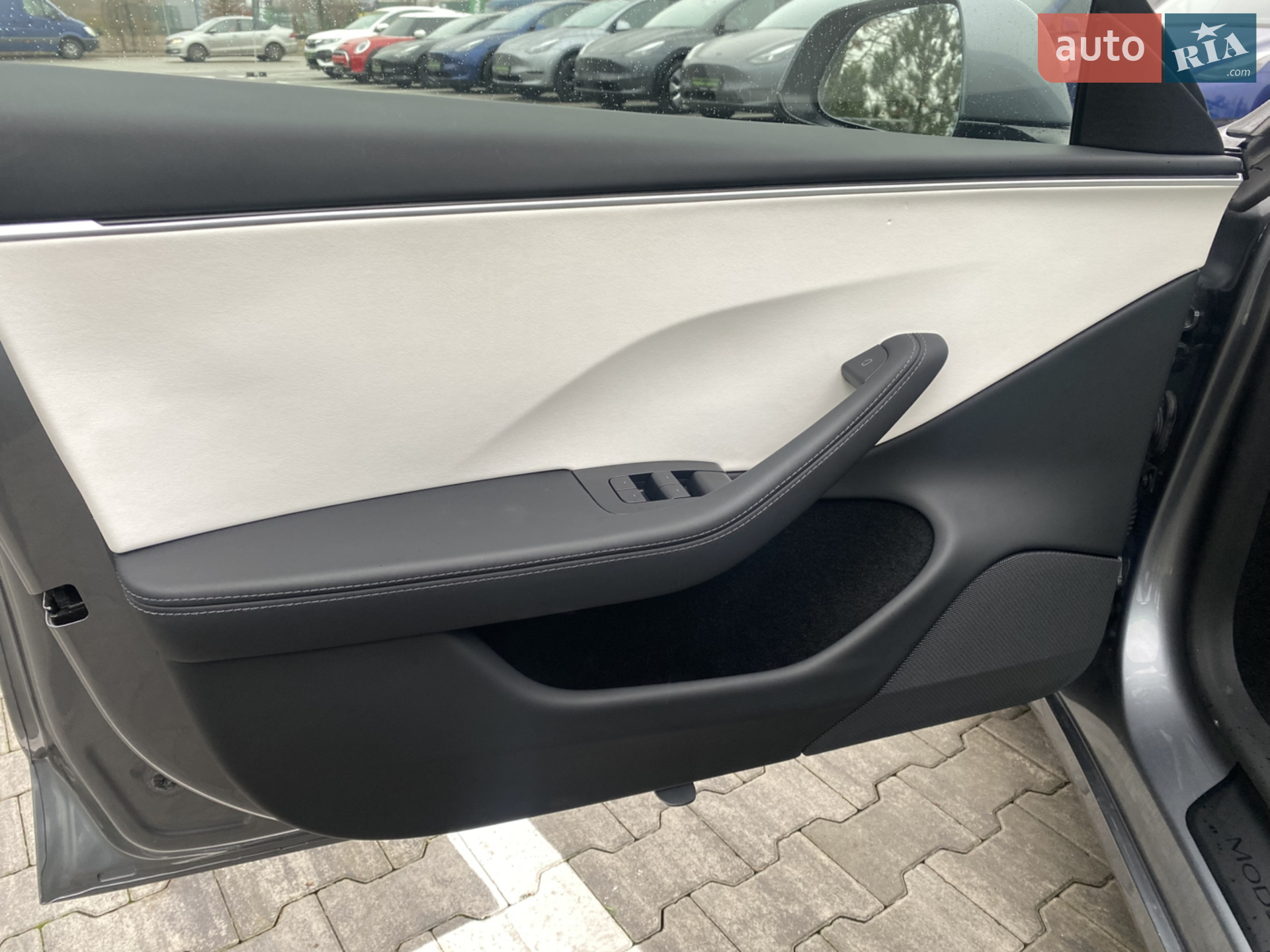2024 Tesla Model 3 - мініатюра 9