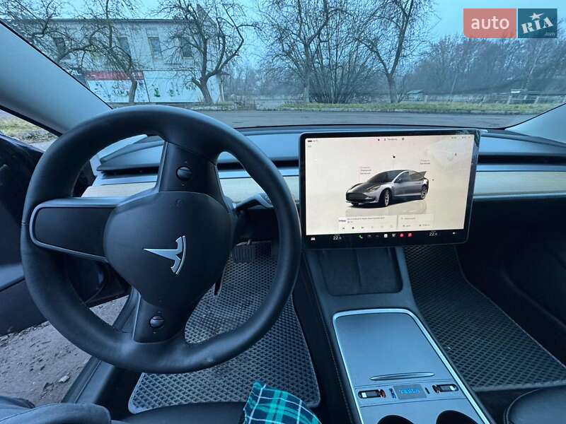 Седан Tesla Model 3 2023 в Чернигове фото 17 Седан Tesla Model 3 2023 в Чернигове