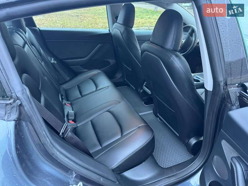 Седан Tesla Model 3 2023 в Чернигове фото 21 Седан Tesla Model 3 2023 в Чернигове