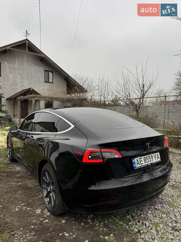 Седан Tesla Model 3 2020 в Днепре фото 4 Седан Tesla Model 3 2020 в Днепре