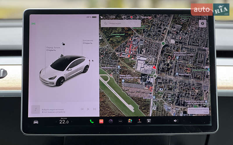 Седан Tesla Model 3 2018 в Львове фото 14 Седан Tesla Model 3 2018 в Львове