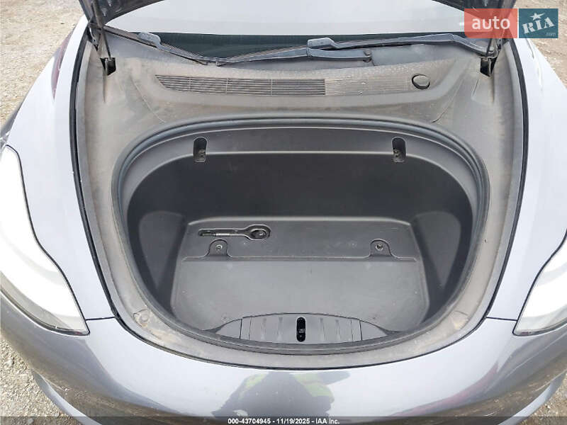 Седан Tesla Model 3 2020 в Виннице фото 12 Седан Tesla Model 3 2020 в Виннице
