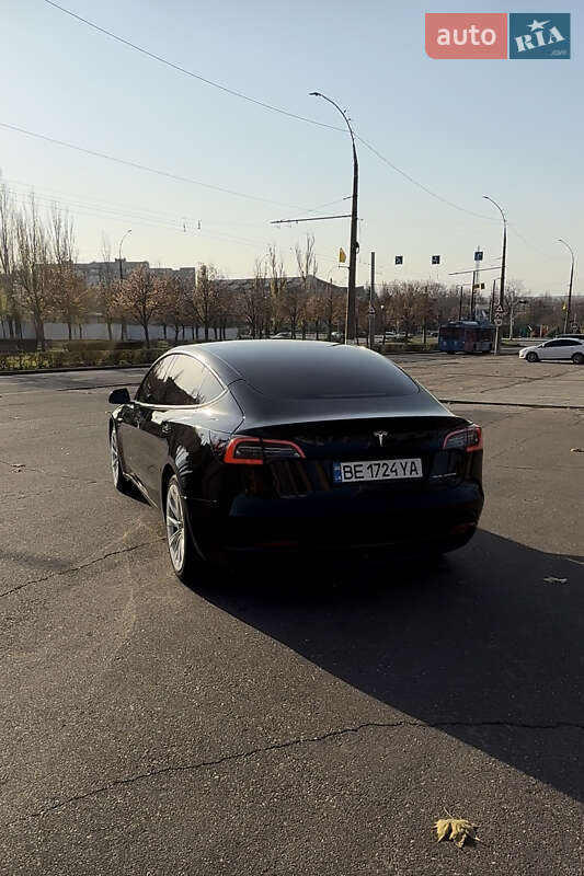 Седан Tesla Model 3 2021 в Николаеве фото 10 Седан Tesla Model 3 2021 в Николаеве