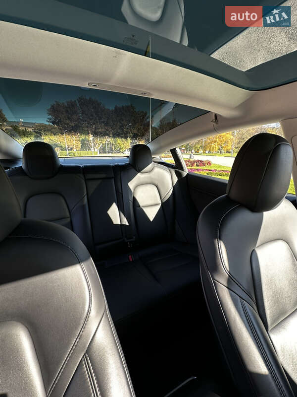 Седан Tesla Model 3 2020 в Киеве фото 9 Седан Tesla Model 3 2020 в Киеве