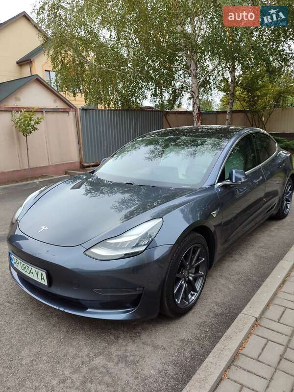 Седан Tesla Model 3 2019 в Запоріжжі