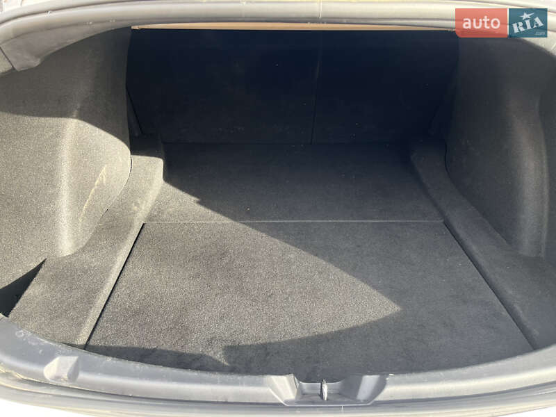 Седан Tesla Model 3 2020 в Миколаєві