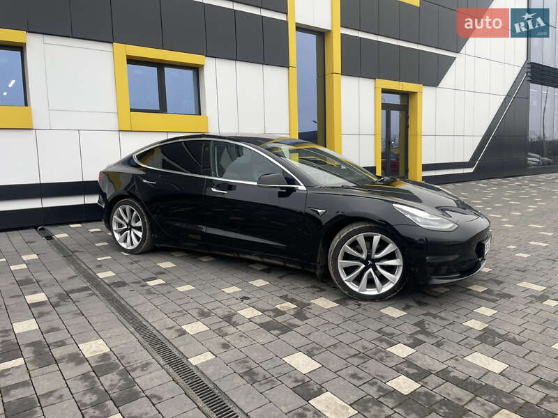 Седан Tesla Model 3 2019 в Тернополе фото 4 Седан Tesla Model 3 2019 в Тернополе