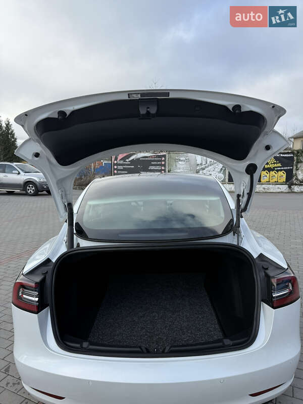 Седан Tesla Model 3 2021 в Жмеринці фото 10 Седан Tesla Model 3 2021 в Жмеринці